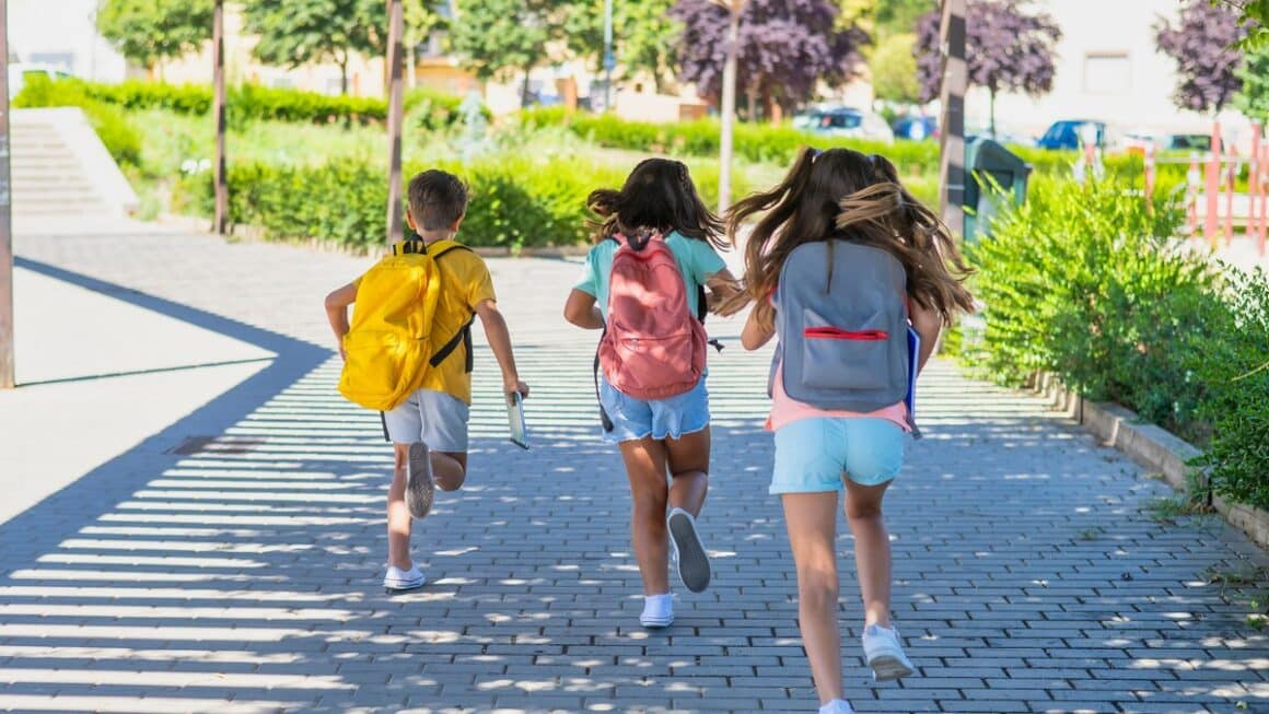 Rentrée scolaire : Des fournitures distribuées ?